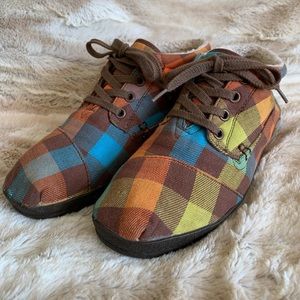 TOMS Sherpa Lined Classic Ankle Boot Sneakers